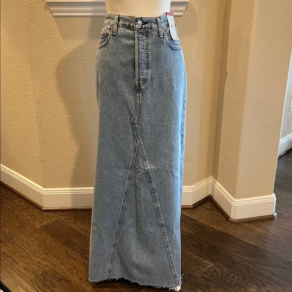 Levi's Dresses & Skirts - Levi’s Maxi Denim Skirt NWT Size 28
